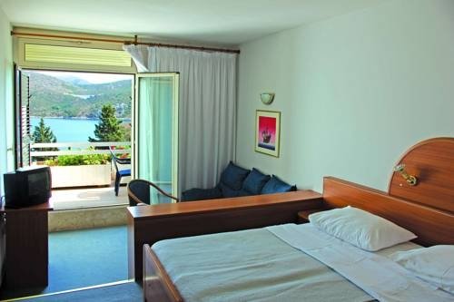 Фото Hotel Osmine