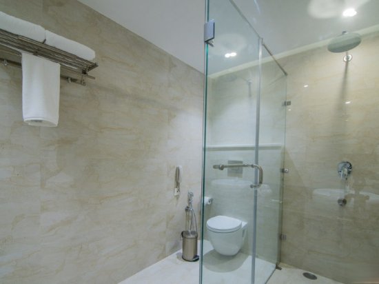 Фото The Imperial Poonam Hotel