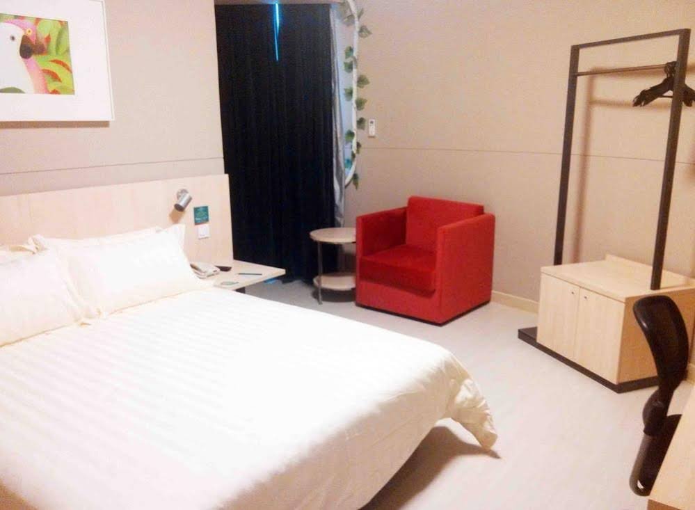 Фото Jinjiang Inn Tengzhou Shan'guo North Road