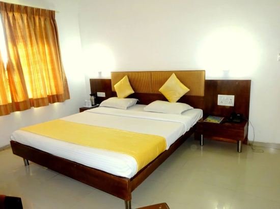 Фото Отель President Inn by Sky Stays