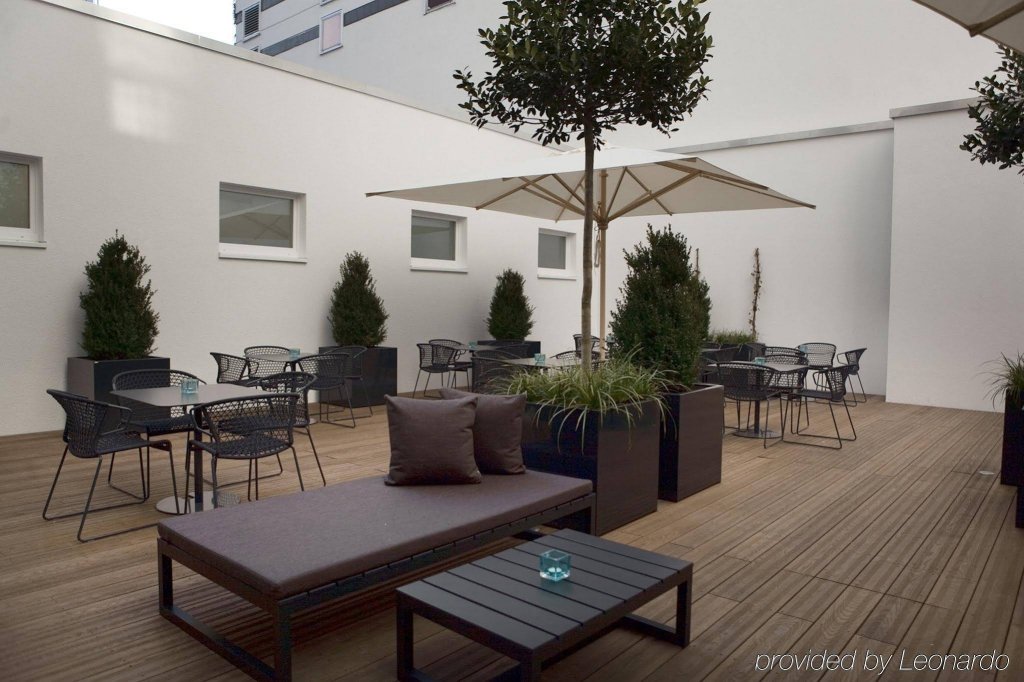 Фото отеля 3