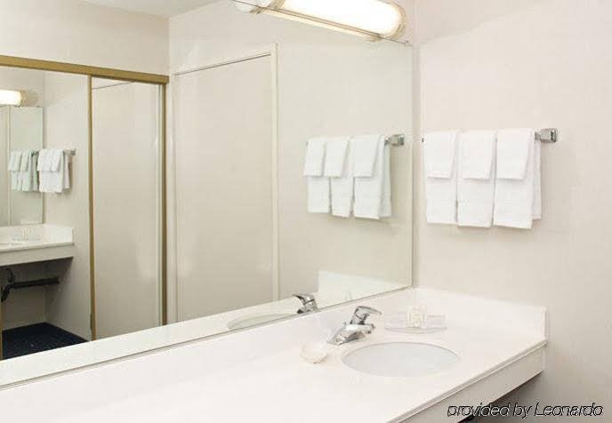 Фото Courtyard Palm Desert by Marriott