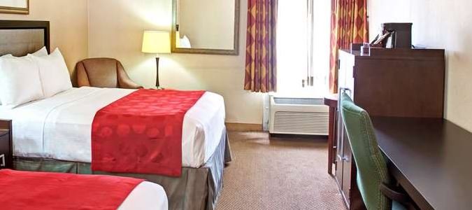 Фото Best Western Plus Commerce Hotel