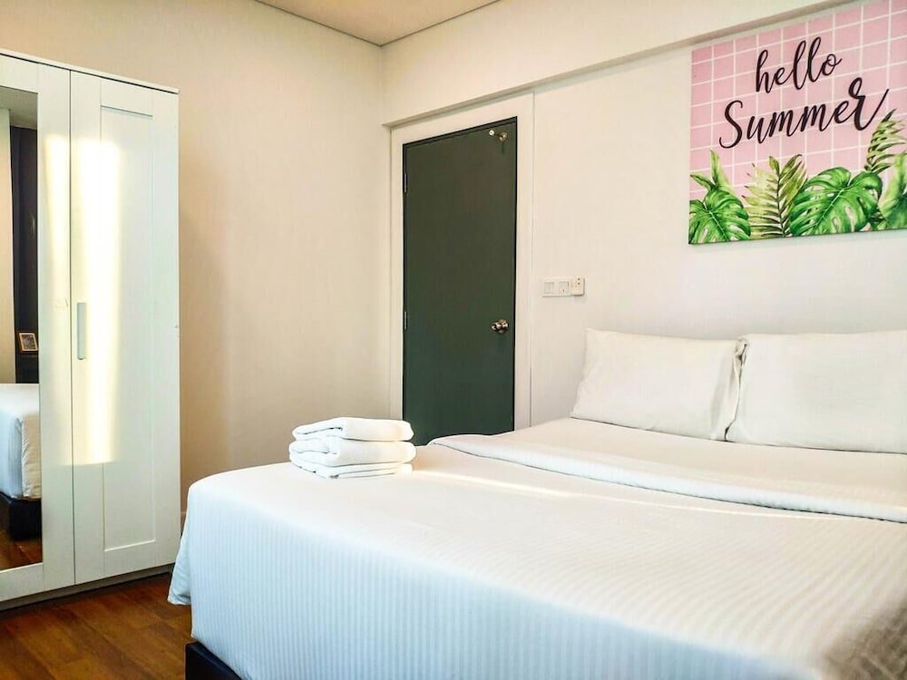 Фото Summer Suites Klcc Apartments