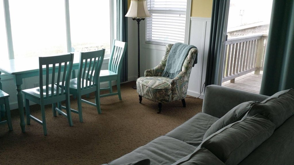 Фото Sea Sprite at Haystack Rock