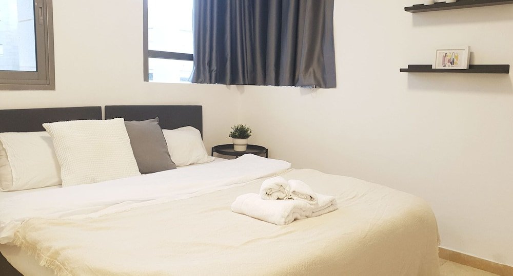 Фото AirTLV - Ben Yehuda 68