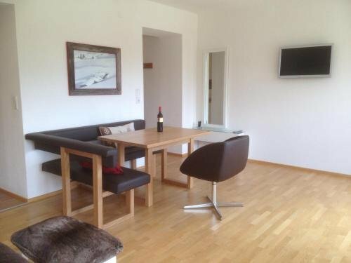 Внешний вид отеля Hotel Berghof в Зеефельде ве Тироле, фото 3