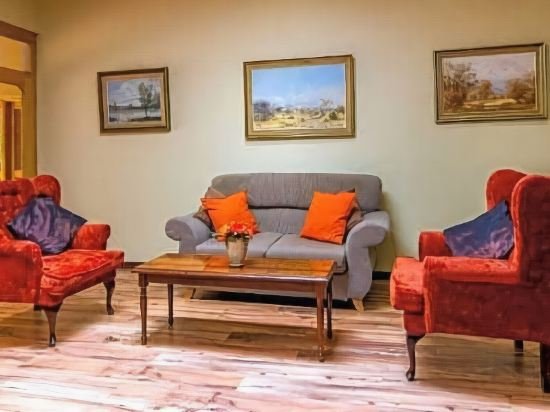 Фото Hotel Numbi and Garden Suites