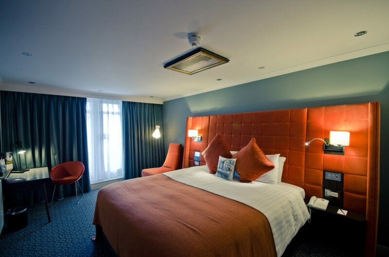 Гостиница Mercure Edinburgh City - Princes Street Hotel в Эдинбурге