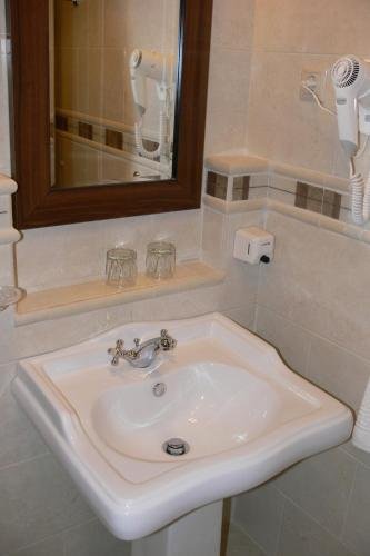 Фото Öreg Miskolcz Hotel