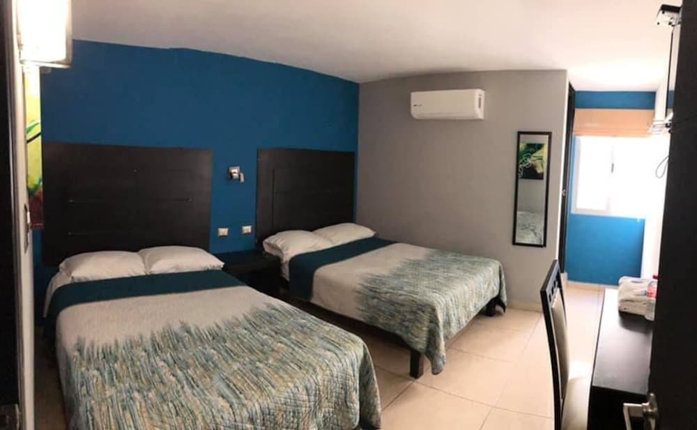 Фото отеля 3