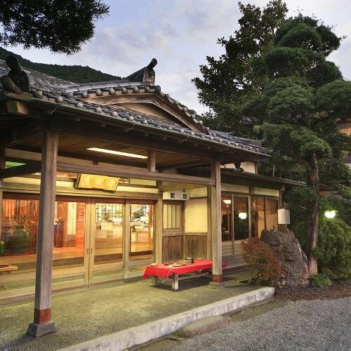 Гостиница Yasudaya Ryokan в Нумадзу