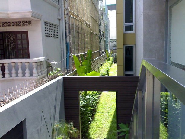 Фото Silom Lofts Hotel