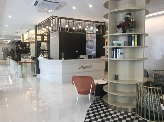 Фото Jinjiang Inn Shanghai Wanping Rd