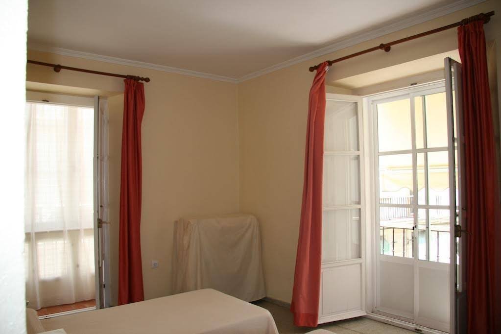 Фото Hostal Bahia