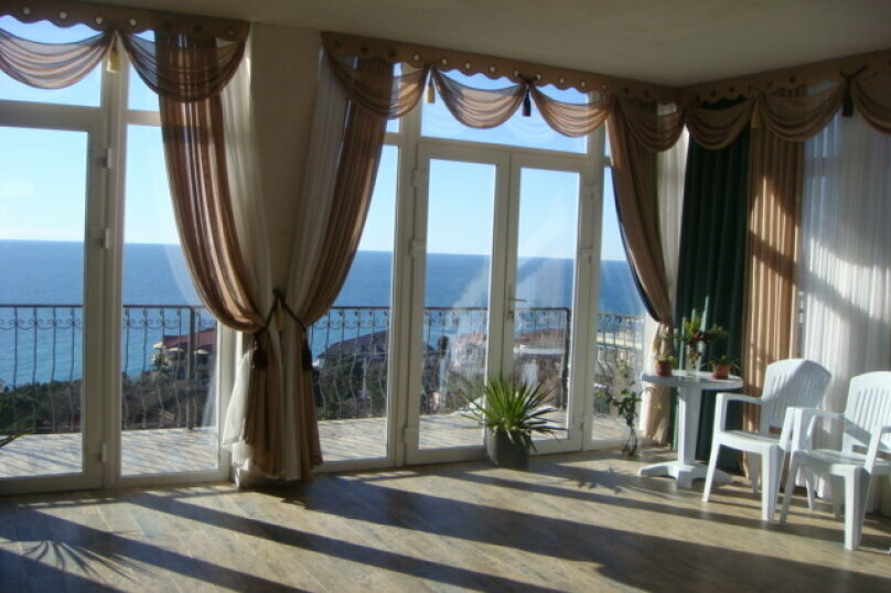Hotel Gostevoi dom U Aleksa Raduga, Republic of Crimea, photo