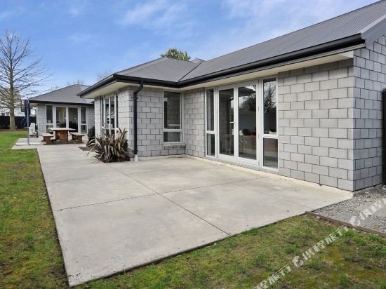 Фото Lynfield Villa
