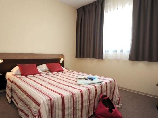 Фото Zenitude Hôtel - Résidences Magny les Hameaux