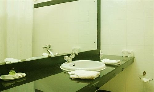 Фото Hotel Hilltop Palace