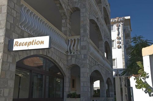 Внешний вид отеля Villa Skyprime в Будве, фото 3