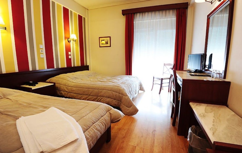 Фото Achillion Hotel