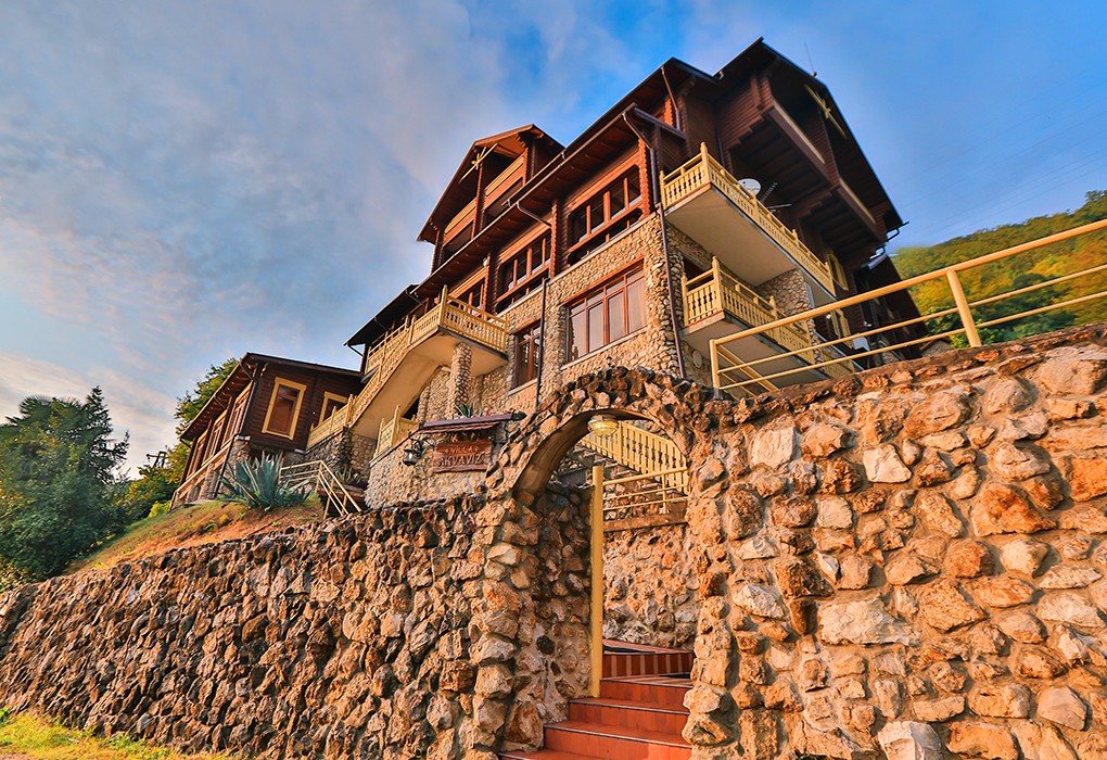 Фото отеля 2