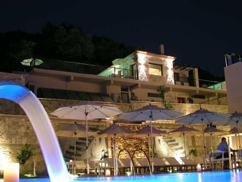 Внешний вид отеля Salvator Villas & SPA Hotel в Святой Κυριακή, фото 3