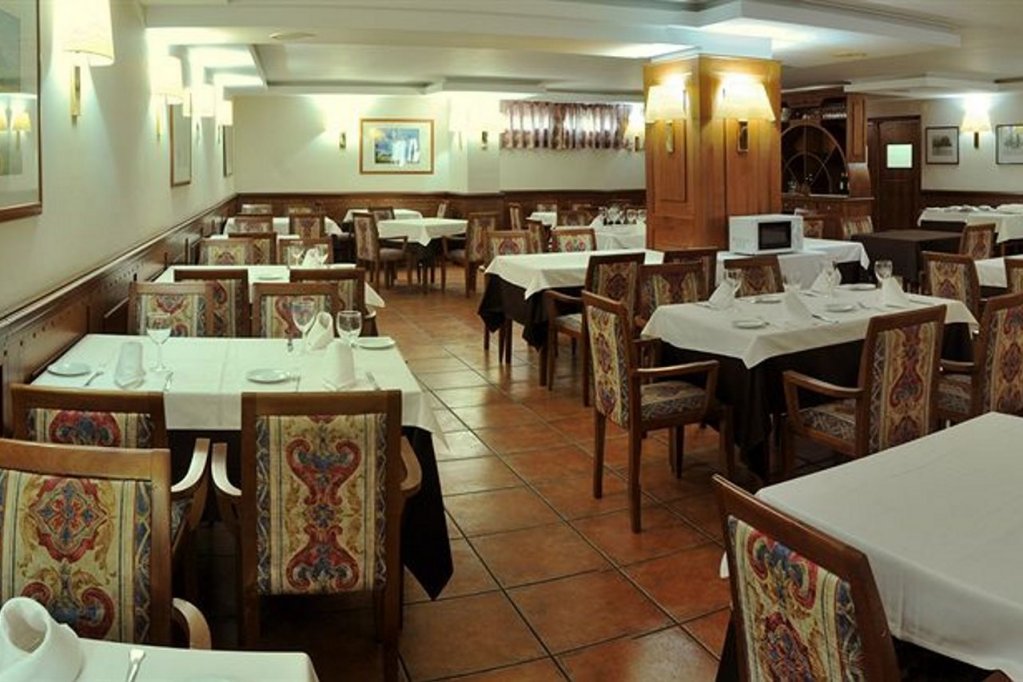 Фото Hotel Xalet Verdú