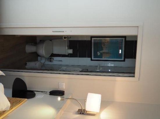 Фото Un Hôtel sur le Port