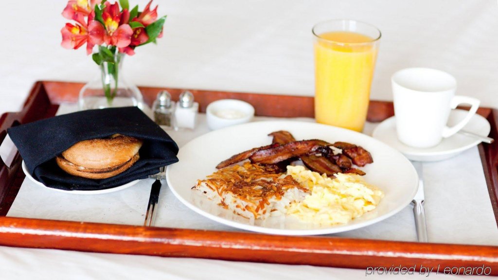 Фото Holiday Inn Guadalajara Select