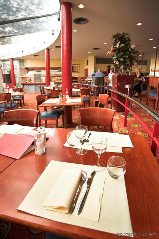 Фото Mercure Paris Val de Fontenay