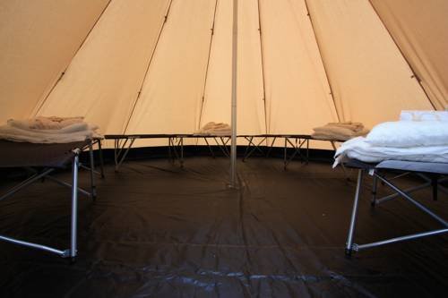 Фото Lake Lodge Hostel