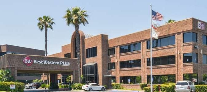 Фото Best Western Plus Meridian Inn & Suites, Anaheim-Orange