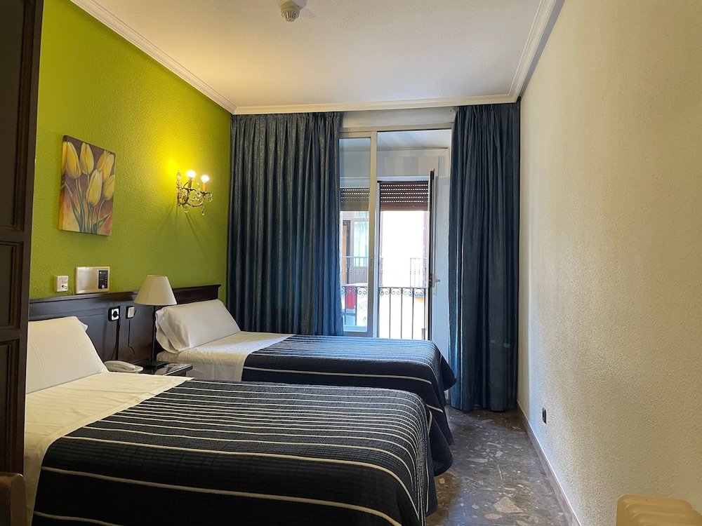 Фото Hostal Sonsoles