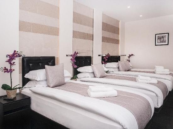 Фото NOX Golders Green