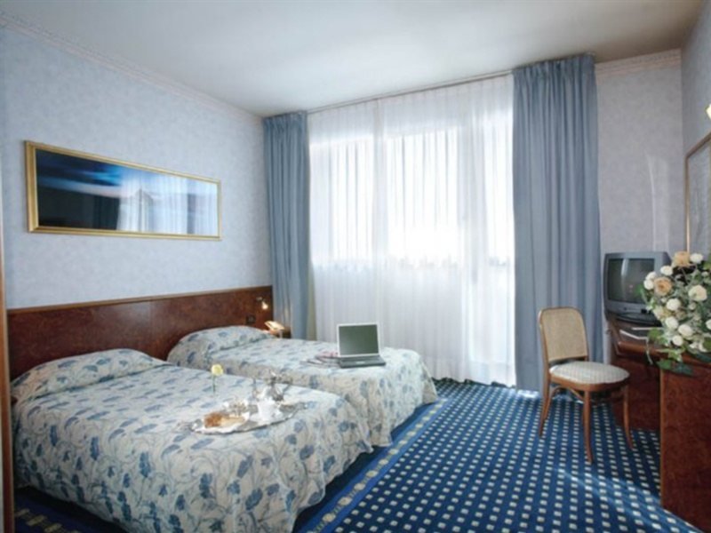 Фото B&b Hotel Bologna