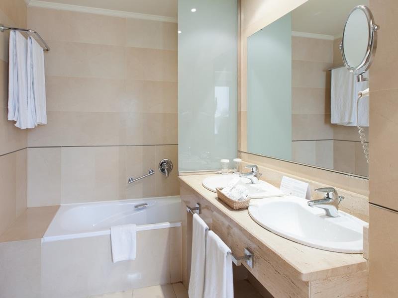 Фото Hotel Badajoz Center