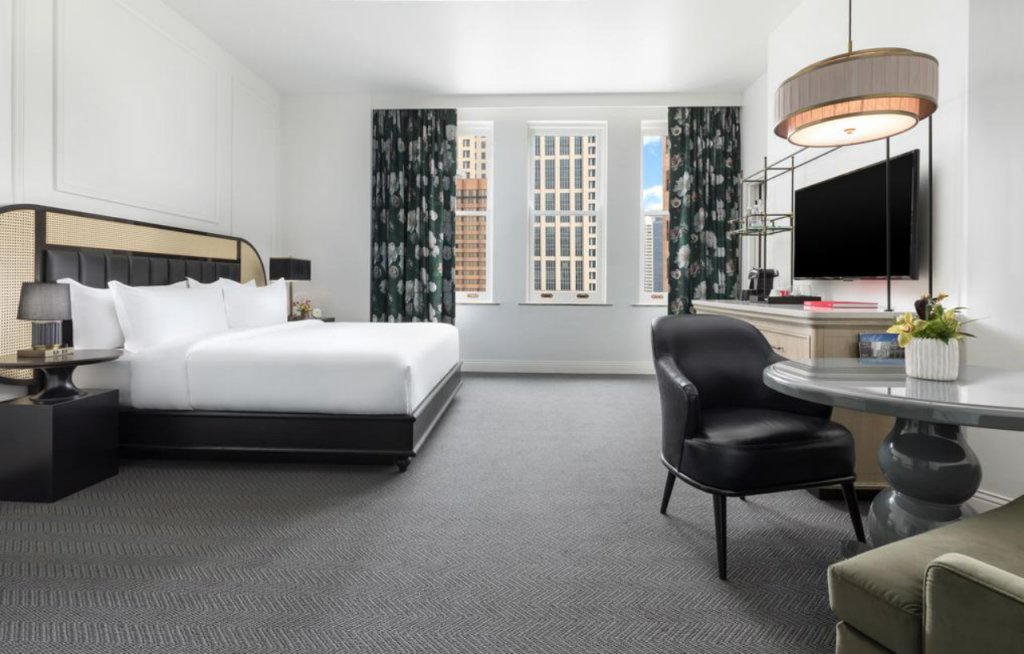 Фото The Candler Hotel Atlanta, Curio Collection by Hilton