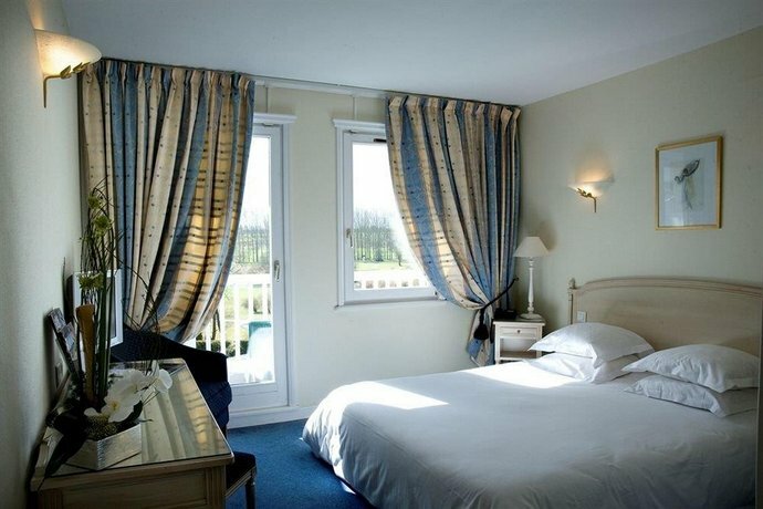 Гостиница BestWestern Plus Le Fairway Hotel & SPA Golf Arras