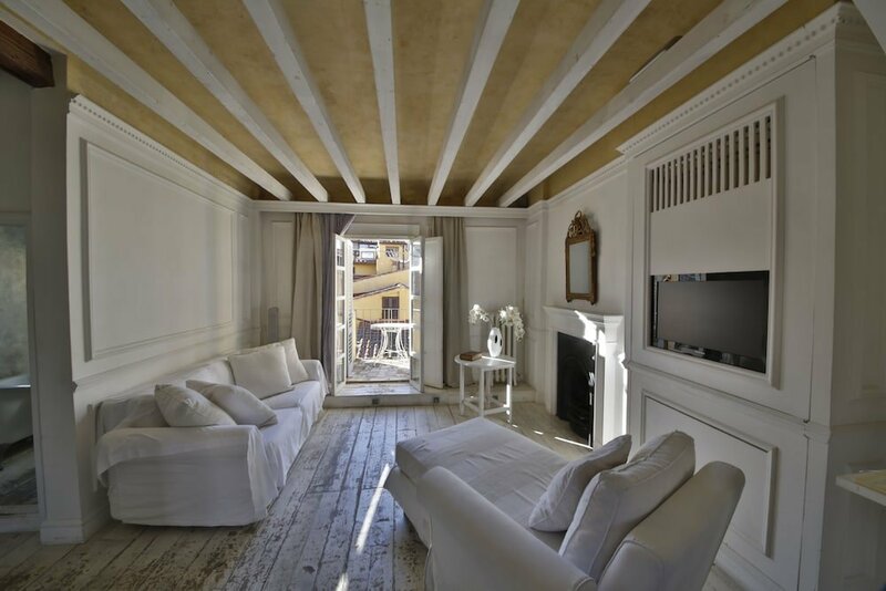 Апартаменты White Home во Флоренции
