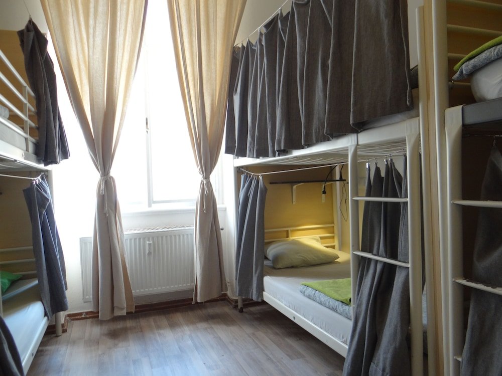 Фото Хостел Sokolska Youth