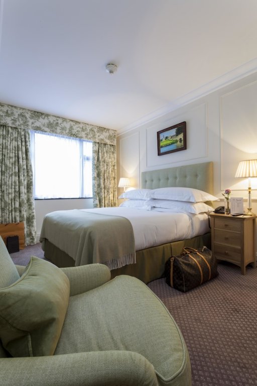 Фото The Capital Hotel Apartments & Townhouse