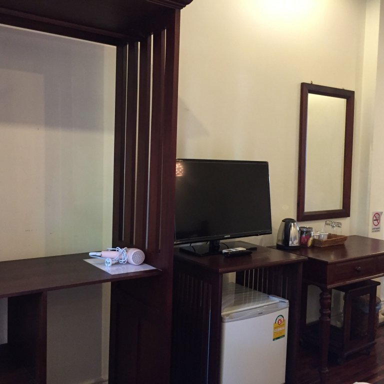 Фото Maison Vongprachan Hotel