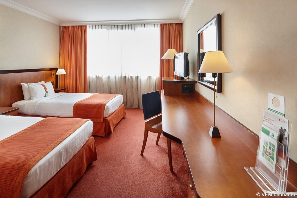 Фото Holiday Inn Paris-Versailles-Bougival