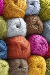 Threads, yarn (posyolok Stroitel, mikrorayon Severny, 16), art supplies and crafts