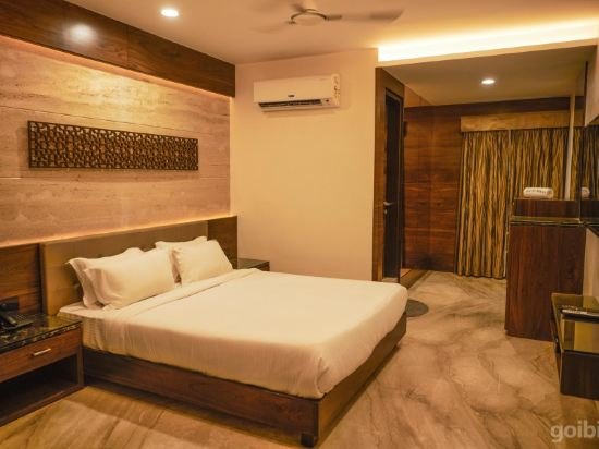 Фото Alba Premier Indore