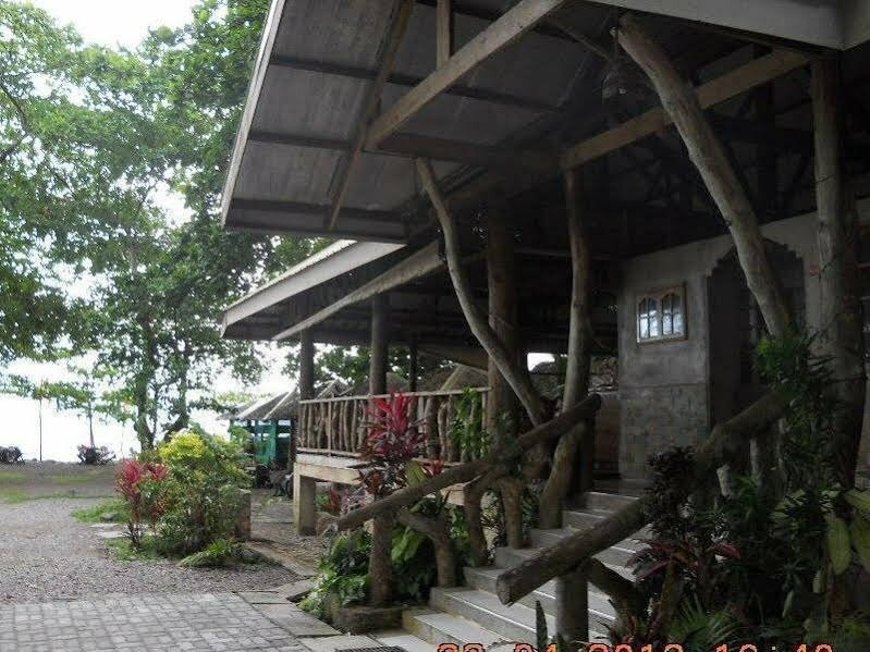 Hotel Algen's Dive Resort, Camiguin, photo