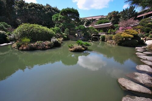 Гостиница Futsukaichi Hot Spring - Daimaru Besso