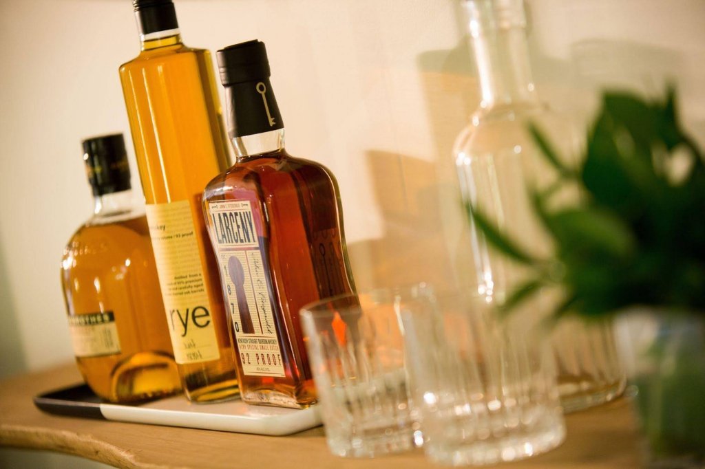 Фото Kimpton La Peer Hotel