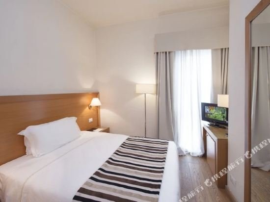 Фото Sardegna Hotel, Suites & Restaurant